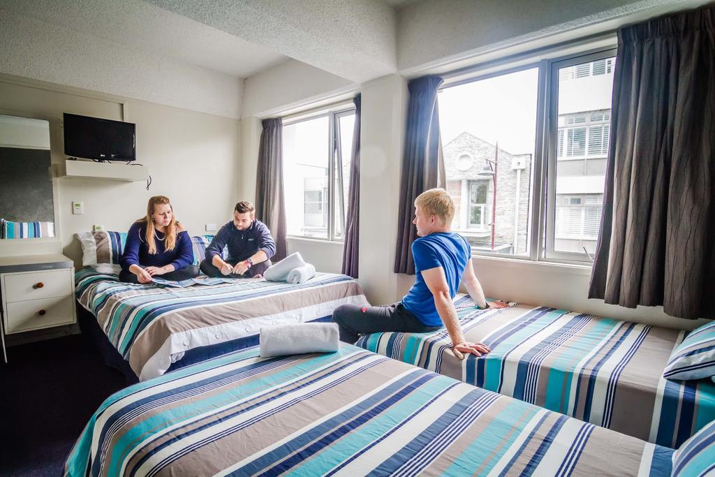 Yha Queenstown Central Экстерьер фото