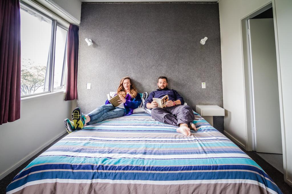 Yha Queenstown Central Экстерьер фото